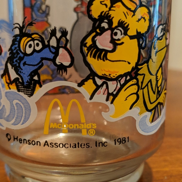 Miss Piggy collectable glass - Picture 3 of 3